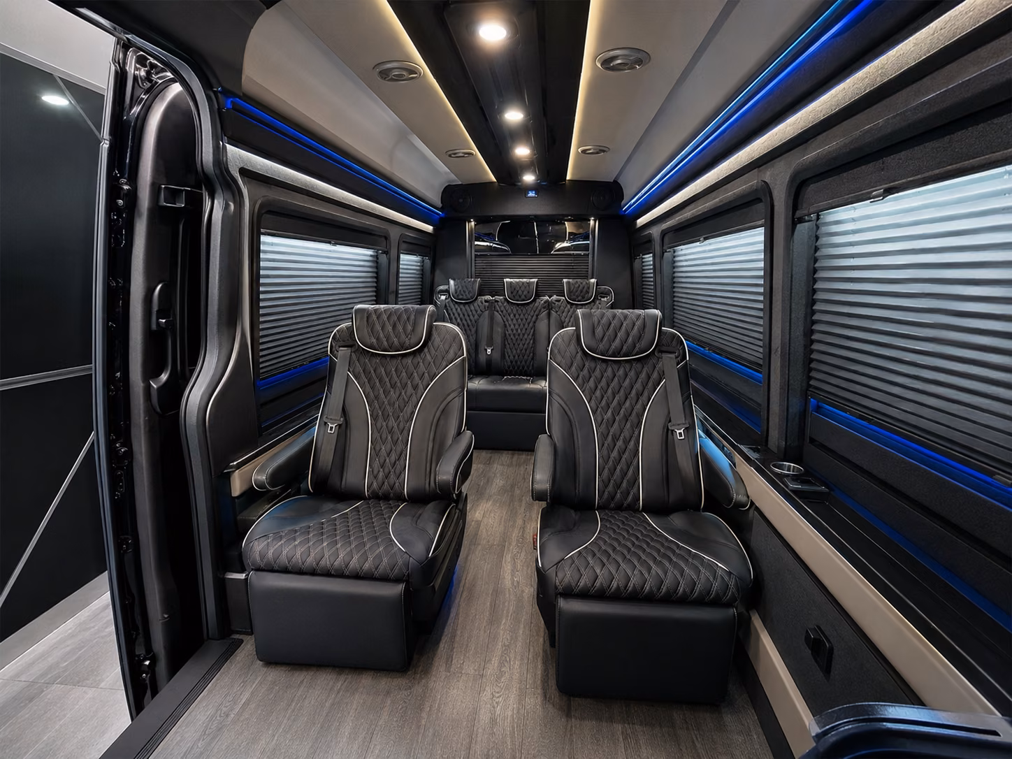 airport shuttle buses for corporate groups and conference travelers in trenton