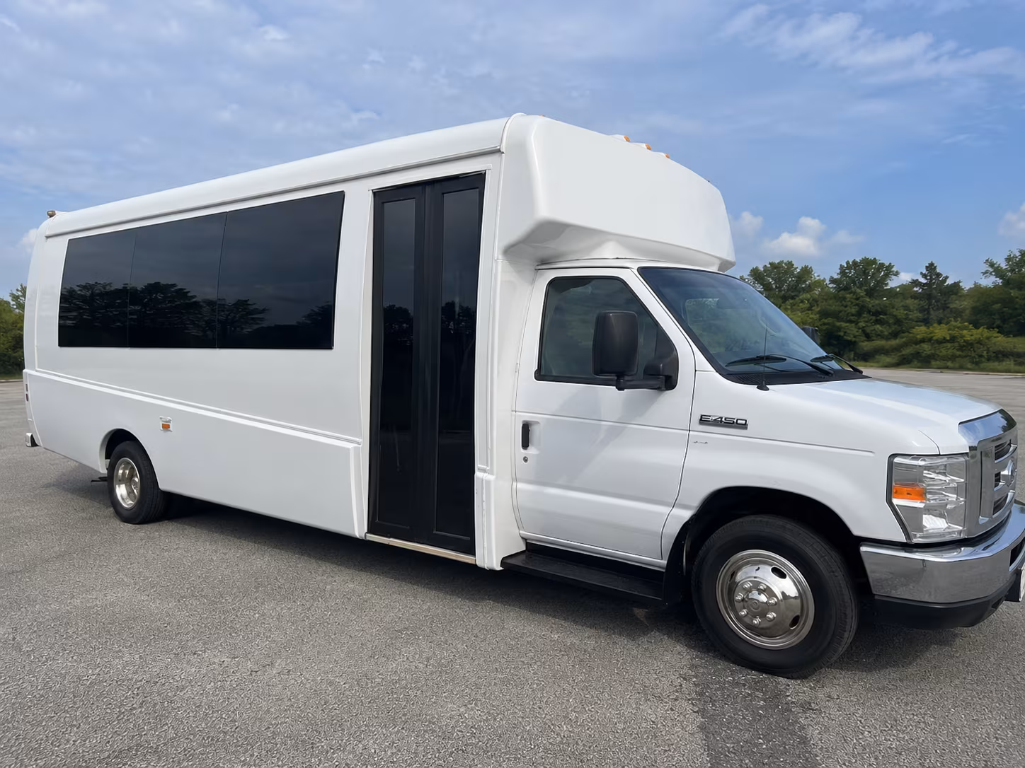 quincea n era sweet 16 party bus rental